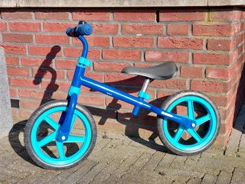 Loopfiets massieve banden beschikbaar voor biedingen