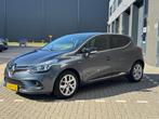 Renault Clio 0.9 Tce Limited, NIEUWE APK EN ONDERHOUDSBEURT!, Voorwielaandrijving, 898 cc, Zwart, 580 kg