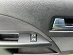 Ford Mondeo Wagon 1.8-16V Champion, 65 €/maand, Gebruikt, 4 cilinders, Blauw