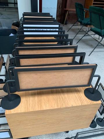 Tafeldisplay, beursdisplay, kaarthouder, stellingdisplay beschikbaar voor biedingen