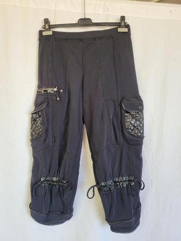 Stoere zwarte 3/4e broek mt 40 merk Mc Planet beschikbaar voor biedingen