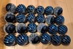 24 prachtige blauw / zilveren kerstballen van glas, Diversen, Ophalen of Verzenden, Nieuw