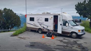 Ford E450 mobilhome rolstoellift C1 met nieuwe APK beschikbaar voor biedingen