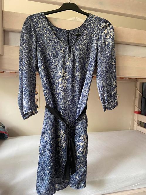 jurkje Ikks maat 38, Kleding | Dames, Jurken, Gedragen, Maat 38/40 (M), Blauw, Boven de knie, Ophalen of Verzenden