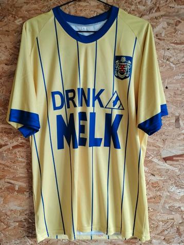 KSK Beveren retro Drink Melk maat L  beschikbaar voor biedingen