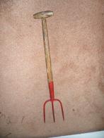 Spitvork - Kort model - 75cm lengte - drietand, Tuin en Terras, Hand-tuingereedschap, Ophalen, Zo goed als nieuw, Vork