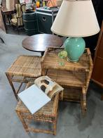 Vintage rotan set – kastje + 2 bijzettafels, Minder dan 55 cm, Gebruikt, Ophalen of Verzenden, Hout
