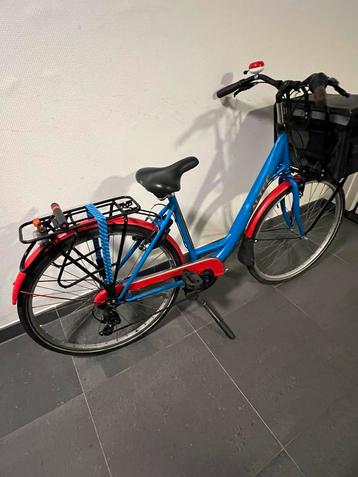 Hippe Altec Metro damesfiets beschikbaar voor biedingen