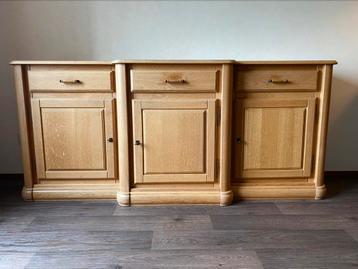 Dressoir eiken beschikbaar voor biedingen