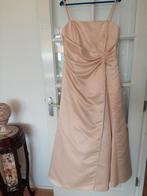 Tijdloze trouwjurk. Champagne/"Goud" kleurig. Mt 42/44, Ophalen of Verzenden, Zo goed als nieuw, Overige kleuren, Trouwjurk