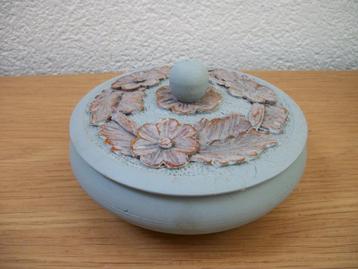 Houten Schaal met Houtsnijwerk Bloemen - Grijs Blauw - zgan  beschikbaar voor biedingen