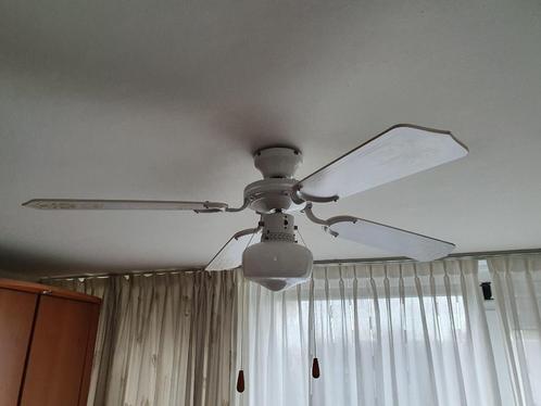 Plafondventilator met lamp, Witgoed en Apparatuur, Ventilatoren, Gebruikt, Plafondventilator, Ophalen