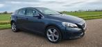 Volvo V40 1.6 T4 180PK Powershift  Navi Leder Pano Trekhaak, Beige, 4 cilinders, Bedrijf, 650 kg