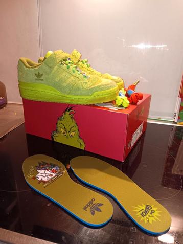 ADIDAS The Grinch maat 35,5 beschikbaar voor biedingen