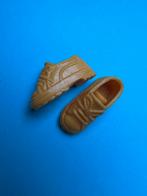 Sindy trainers yellow, Ophalen of Verzenden, Zo goed als nieuw