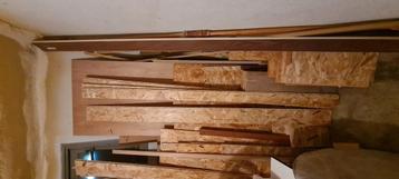 Diverse balkjes planken steigerhout  beschikbaar voor biedingen