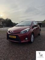 Toyota Yaris 1.5 Full Hybride|nieuwe hybride accu!, Auto's, Toyota, Euro 5, Gebruikt, Zwart, 4 cilinders