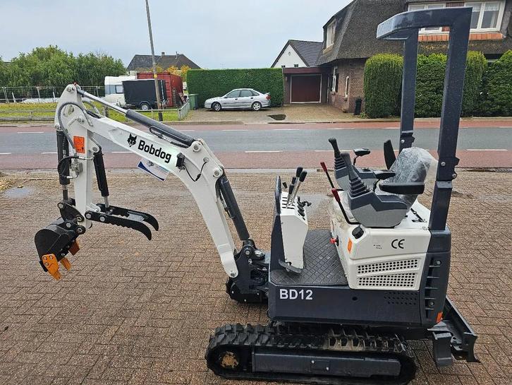 Diversen Graafmachine minigraver bobdog (bj 2025), Zakelijke goederen, Machines en Bouw | Kranen en Graafmachines, Graafmachine