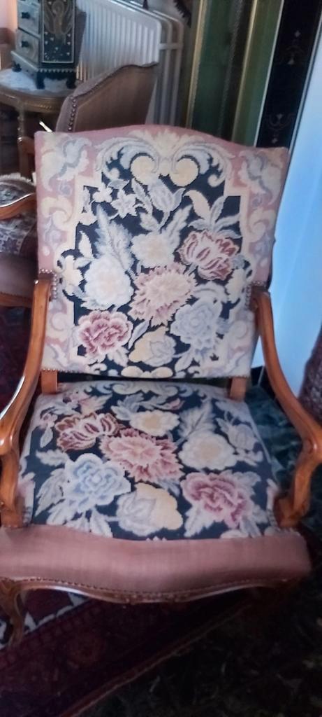 Vintage Louis XV Fauteuil Stoel, Antiek en Kunst, Antiek | Meubels | Stoelen en Banken, Ophalen