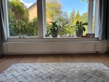 Radiatoren, 1 groot en 2 klein beschikbaar voor biedingen