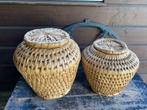 Vintage rieten manden met deksel., Gebruikt, Mand, Rond, Ophalen of Verzenden