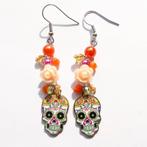 Halloween oorbellen oranje met doodshoofdje en roosjes, Hangers, Nieuw, Oranje, Ophalen of Verzenden