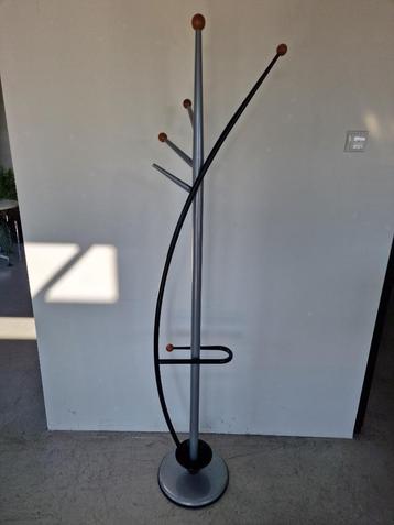 Design kapstok staande kapstok - uniek beschikbaar voor biedingen