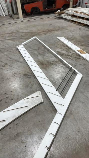 kwart trap 2940 hoog open beuken hout beschikbaar voor biedingen