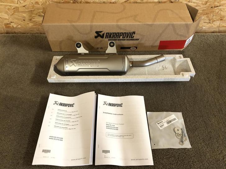 Akrapovic uitlaat KTM 250SX 300SX 250 300 SX TC250 TX300 23>, Motoren, Onderdelen | Overige, Nieuw, Verzenden
