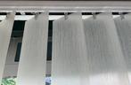 Verticale witte Luxaflex jaloezie lamellen 255x147cm, Ophalen, Gebruikt, 200 cm of meer, Verticaal