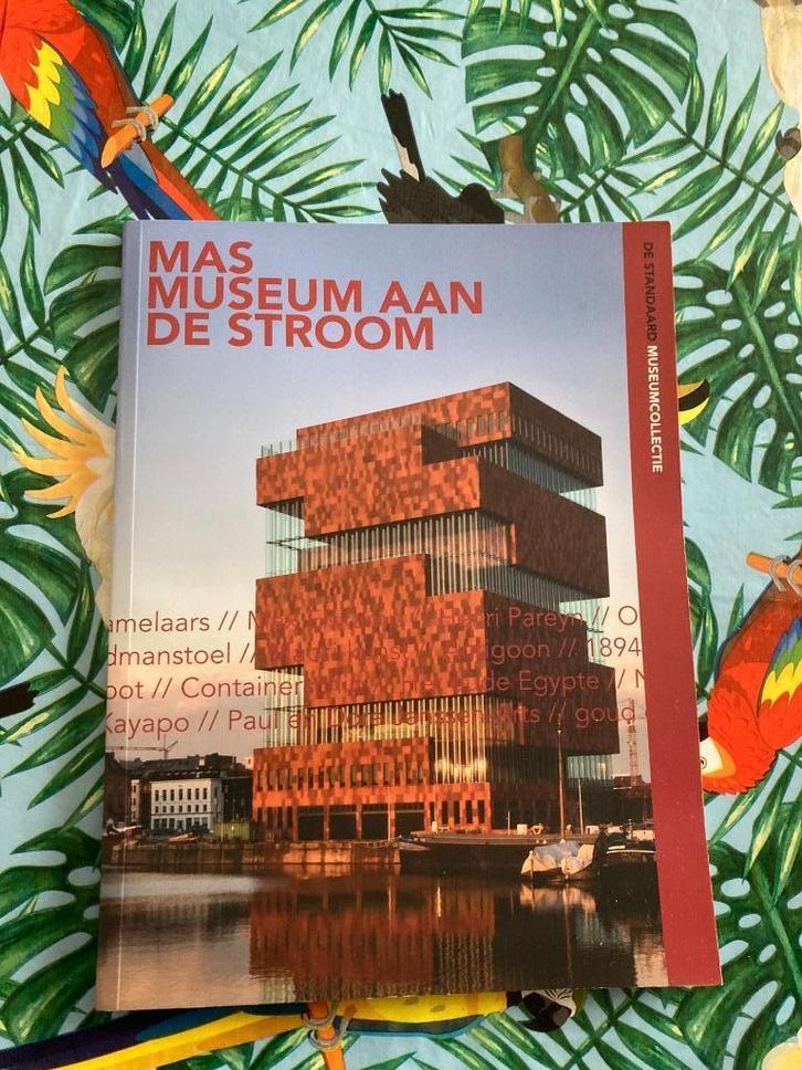 Mas - Museum aan de Stroom, Boeken, Catalogussen en Folders, Zo goed als nieuw, Ophalen of Verzenden