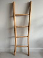Decoratieve ladder, Doe-het-zelf en Verbouw, Ladders en Trappen, Ophalen, Zo goed als nieuw, Minder dan 2 meter