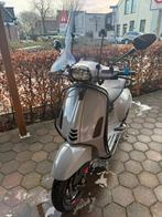Vespa Sprint 2021 Nardo grey met Roze details., Ophalen of Verzenden, Zo goed als nieuw, Benzine