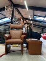 Nieuw Jori Aqua Fauteuil met hocker Bruin leer Design Stoel, Huis en Inrichting, Fauteuils, Jori, Nieuw, Ophalen of Verzenden