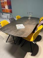 - AKANTE - Phoenix eettafel, Ophalen, Nieuw, 150 tot 200 cm, 100 tot 150 cm