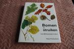 Bomen en struiken, Boeken, Natuur, Gelezen, Ophalen of Verzenden, Bloemen, Planten en Bomen