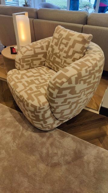 Fauteuil met print  beschikbaar voor biedingen