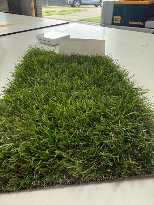Kunstgras Supreme 35 hoog €12,95 per m2, Tuin en Terras, Gras en Kunstgras, Zo goed als nieuw, 20 m² of meer, Ophalen of Verzenden