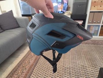O'neal helm defender 54-58 cm heren beschikbaar voor biedingen