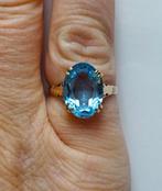 Oude 9 kt gouden Engelse ring: solitaire blauwe topaas, Sieraden, Tassen en Uiterlijk, Antieke sieraden, Ophalen of Verzenden