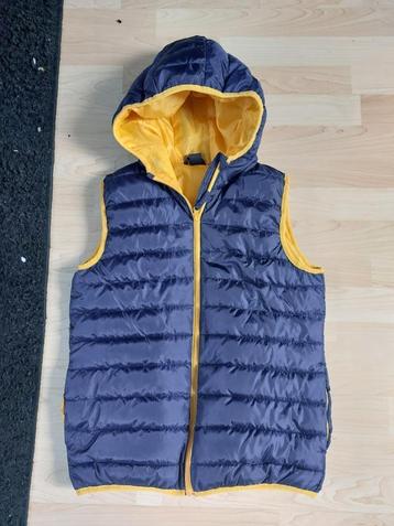 Bodywarmer maat 158 - 164 beschikbaar voor biedingen