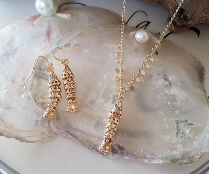 Flexibele Visjes/ Fish Ketting + Oorbellen 18K Goldplated, Sieraden, Tassen en Uiterlijk, Kettingen, Nieuw, Overige materialen