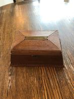 Hele oude houten naaidoos, Antiek en Kunst, Ophalen of Verzenden