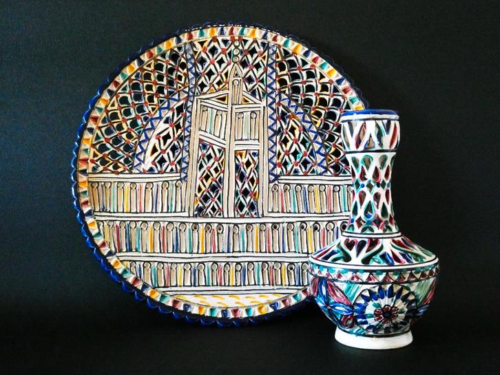 Kerfsnede vaas met wandbord floraal keramiek, Antiek en Kunst, Antiek | Keramiek en Aardewerk, Ophalen of Verzenden