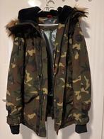 Helvetica coumaflage winterjas, Kleding | Dames, Jassen | Winter, Ophalen of Verzenden, Zo goed als nieuw, Maat 38/40 (M), Groen