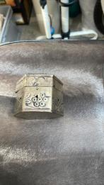 Zilver doosje, Antiek en Kunst, Ophalen of Verzenden, Zilver