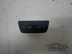 VW Golf 8 USB Oplaadpoort Middenconsole, Auto-onderdelen, Ophalen of Verzenden, Gebruikt