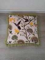 Mooi sierkussen met bloemen en vogels, Ophalen of Verzenden, Zo goed als nieuw, Groen, Vierkant