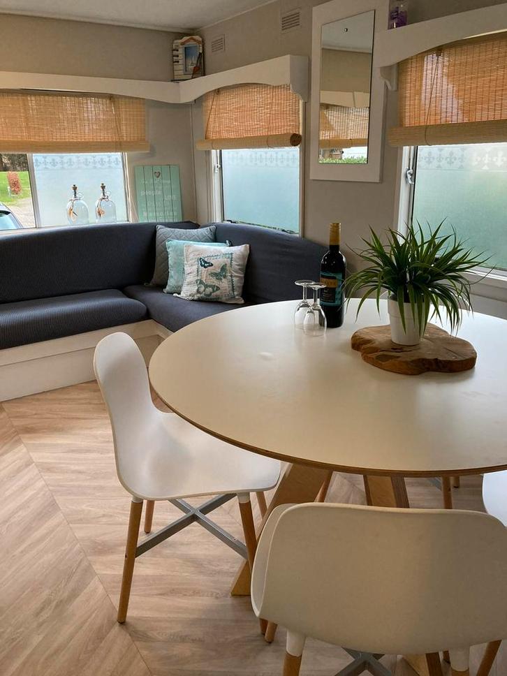 Leuke gerenoveerde stacaravan te huur, Hobby en Vrije tijd, Overige Hobby en Vrije tijd, Gebruikt, Ophalen