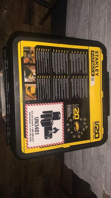 Stanley Fatmax boormachine in doos met extra accu  beschikbaar voor biedingen